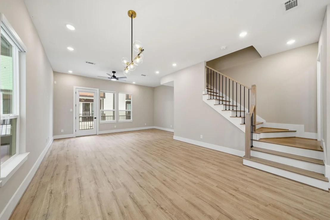 Photo of Unit E at 4013 Griggs Road