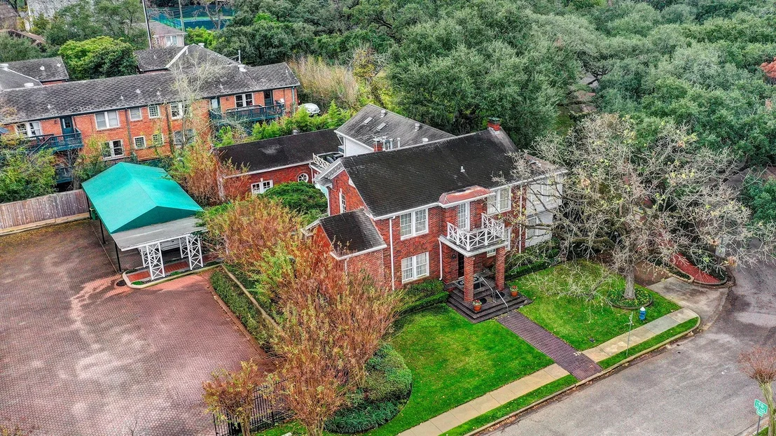 Photo of 1215 Barkdull Street