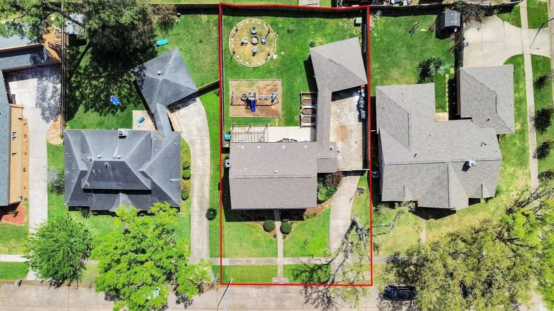 Photo of 16406 Shady Elms Drive