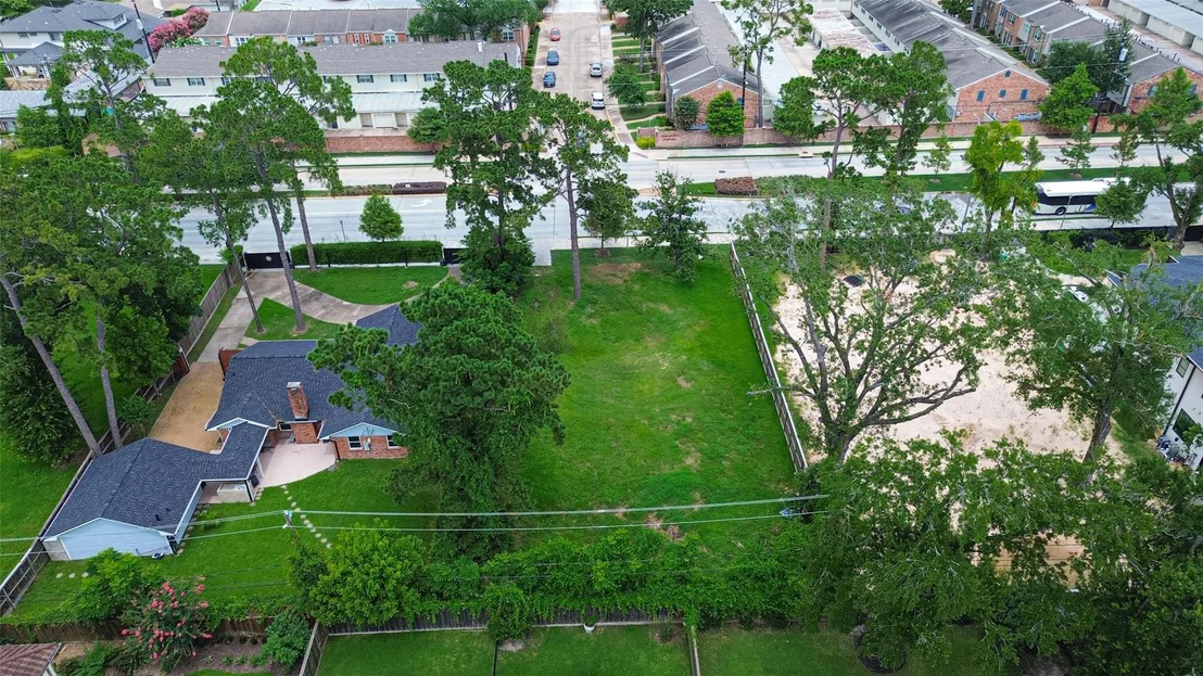 Photo of 12715 Memorial Drive