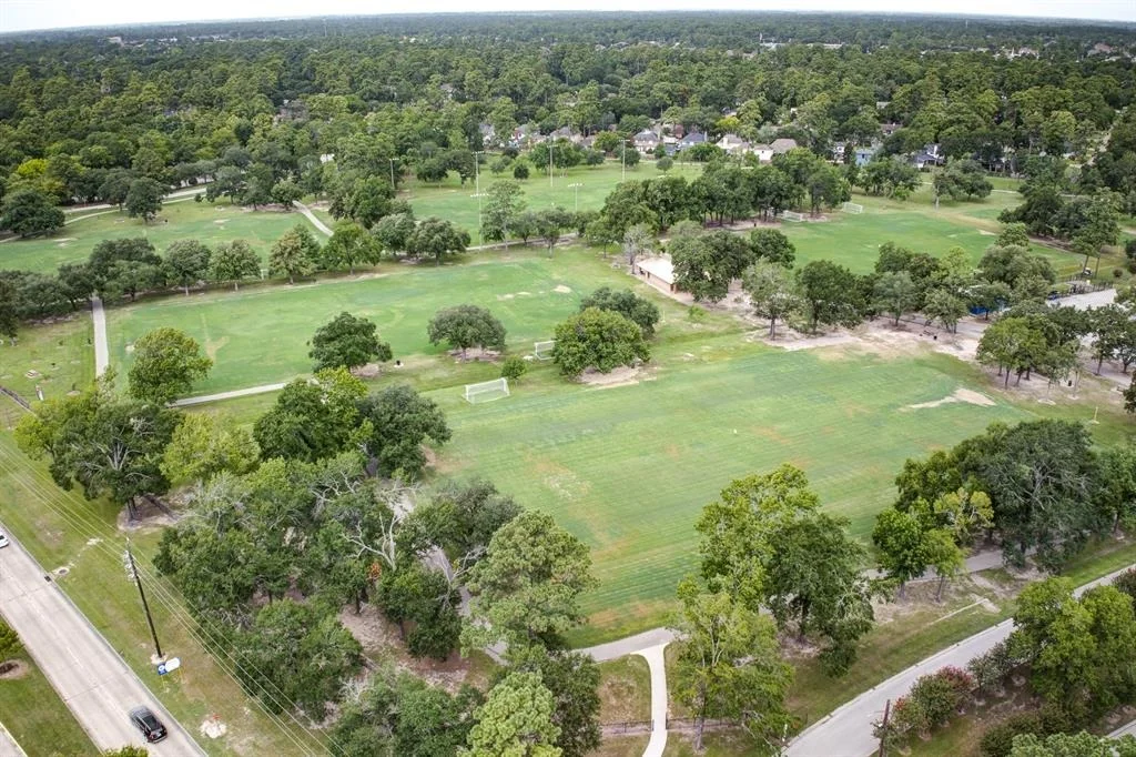 Photo of 7611 Heathrow Lane