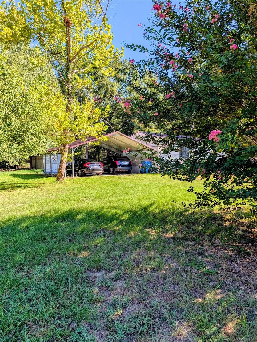 Photo of 346 Lakeside Circle