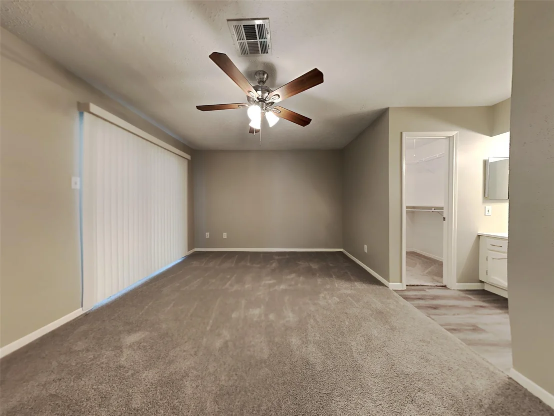 Photo of 17623 Huntersglen Circle