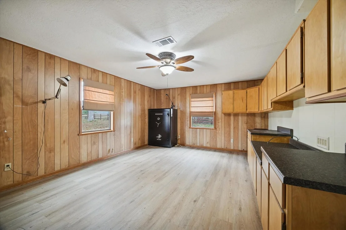Photo of 1701 Alsobrooks Road