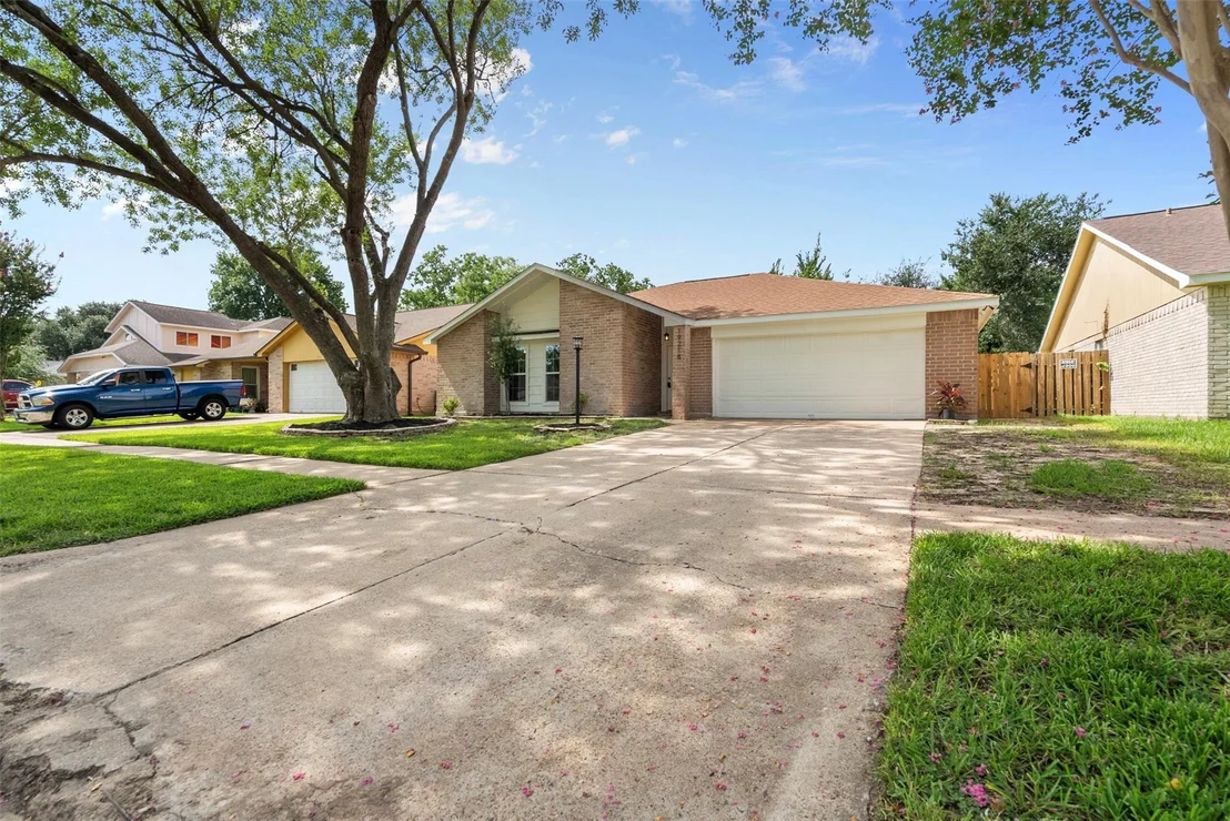 Photo of 19218 Cypress Harbor Drive