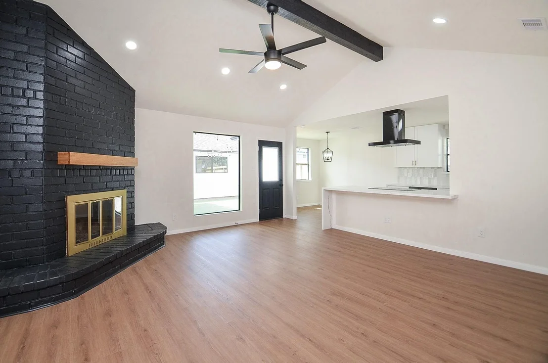 Photo of 1429 Heights Drive