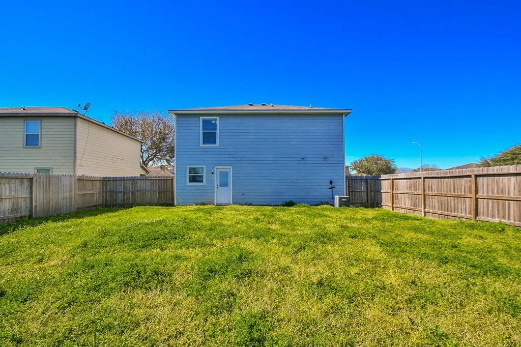 Photo of 3819 Middlecrest Lane