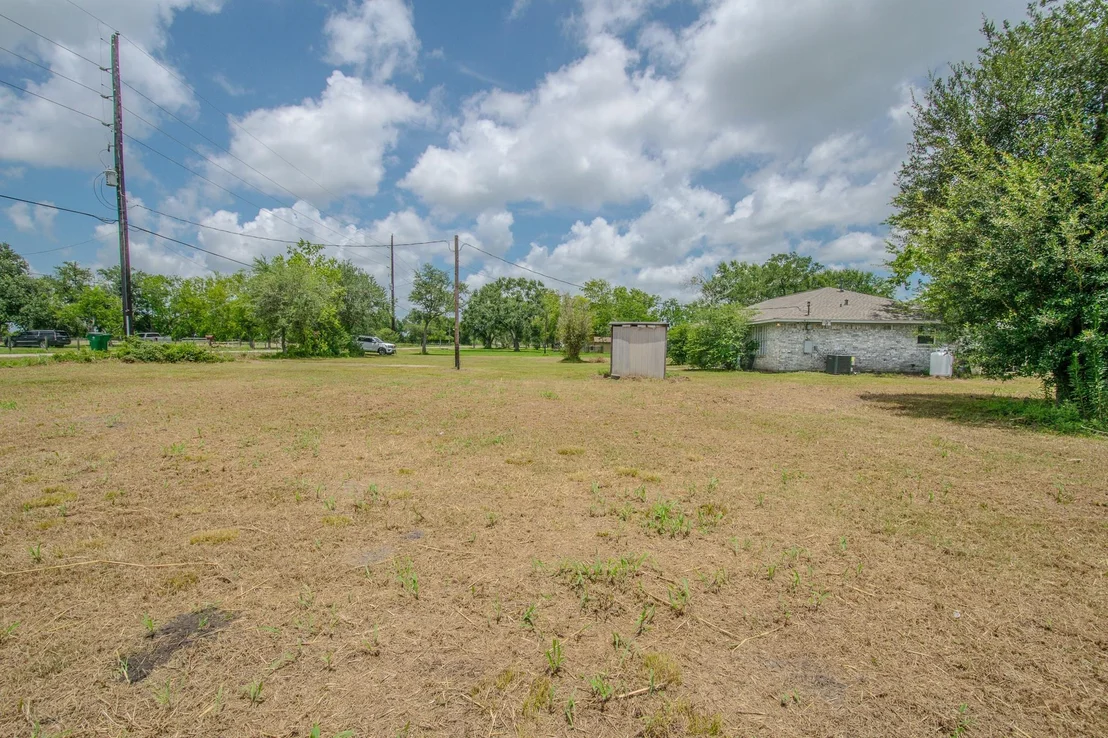 Photo of 2127 County Road 163