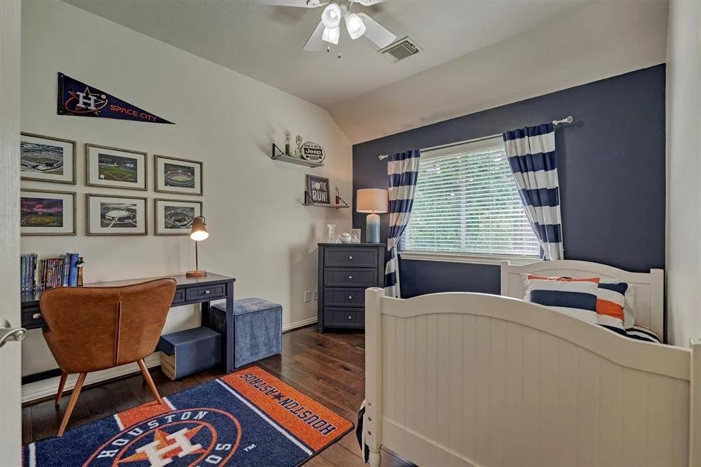 Photo of 15 Watermint Place
