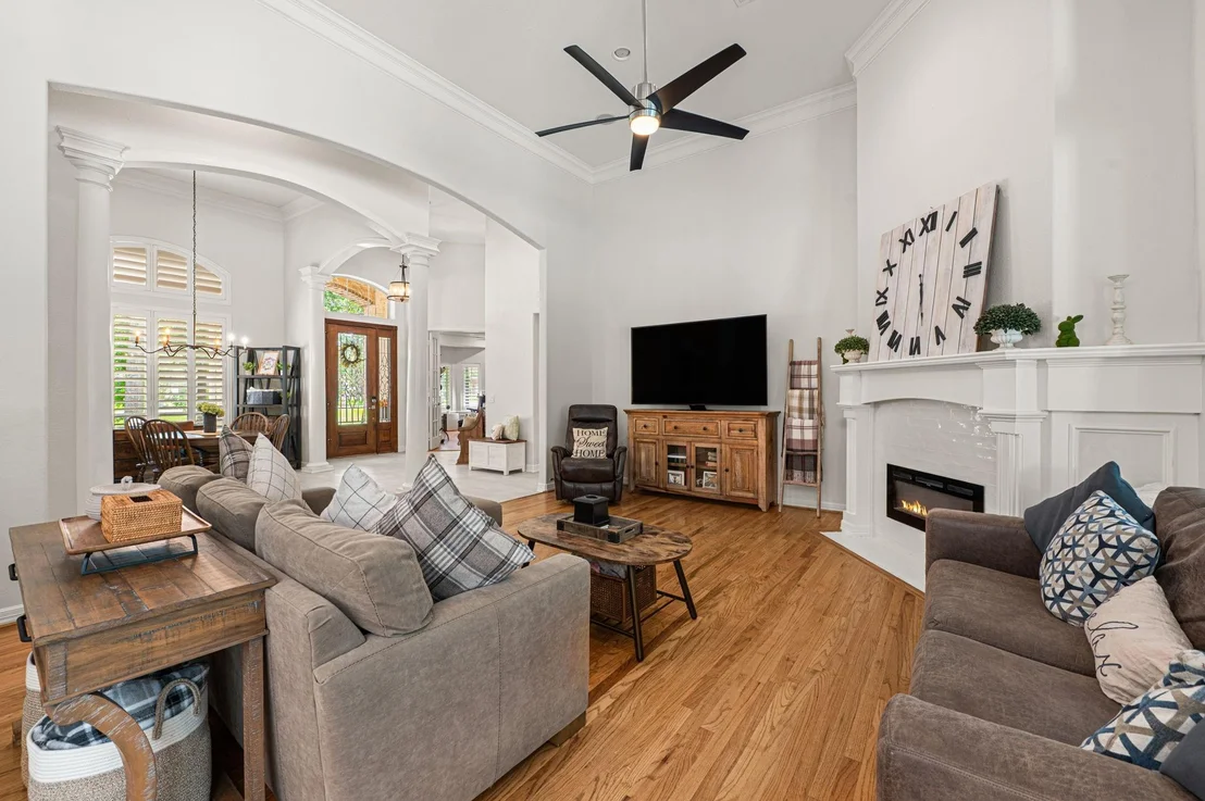 Photo of 11357 Lake Oak Dr Drive
