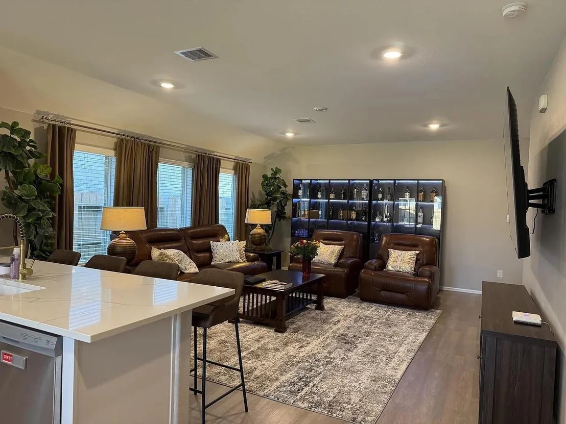 Photo of 11235 Stirton Drive