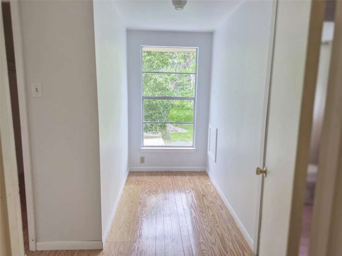 Photo of 102 Post Oak