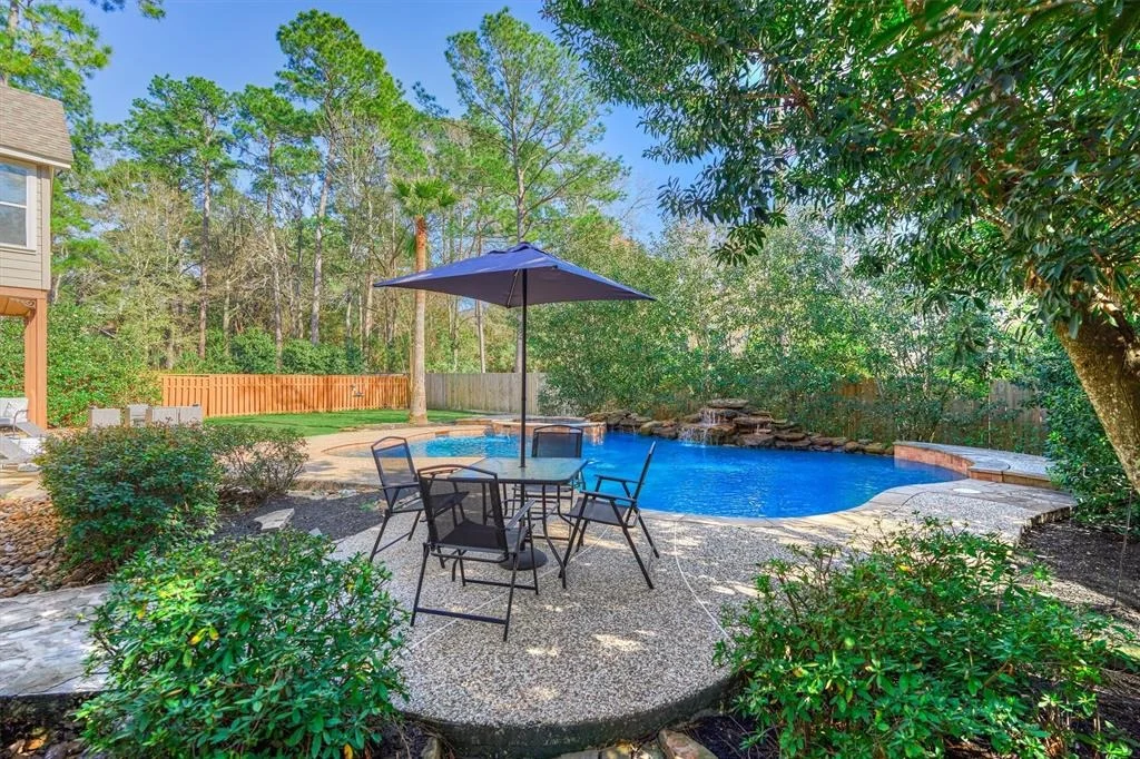 Photo of 86 S Clovergate Circle