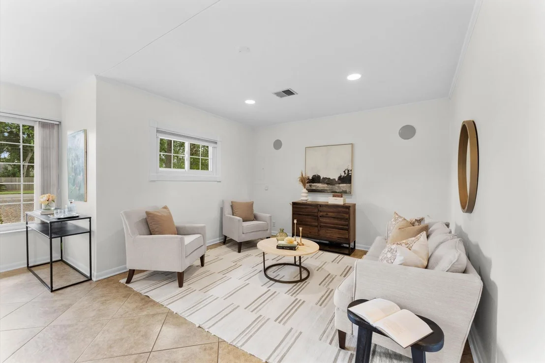 Photo of 4010 Brookwoods Drive