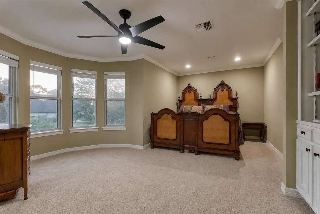 Photo of 609 Edgewood Drive