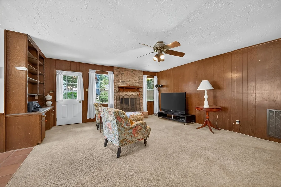 Photo of 9218 Rowan Lane