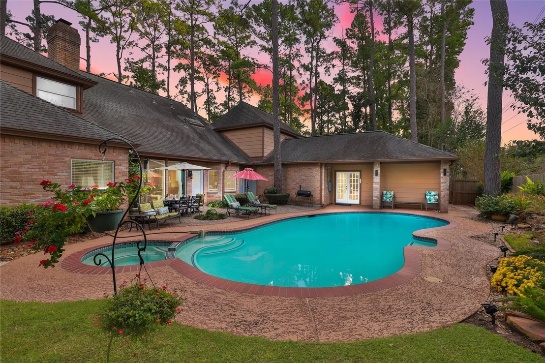 Photo of 16123 Chasemore Drive