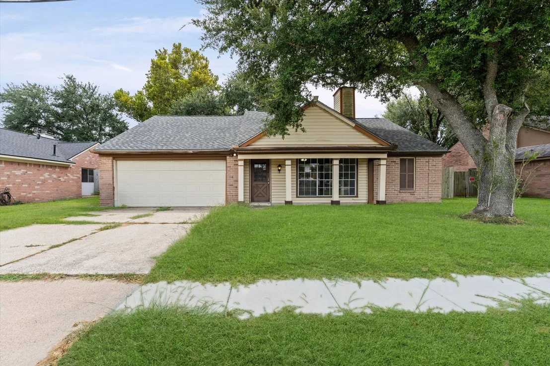 Photo of 2430 Shady Bend Drive