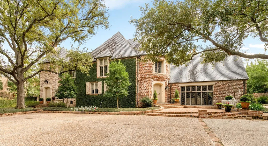Photo of 1419 Kirby Drive