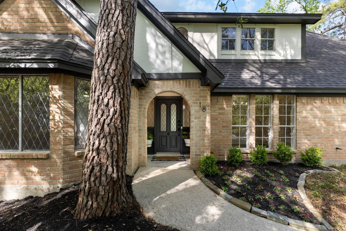 Photo of 18 Mayfair Grove Court