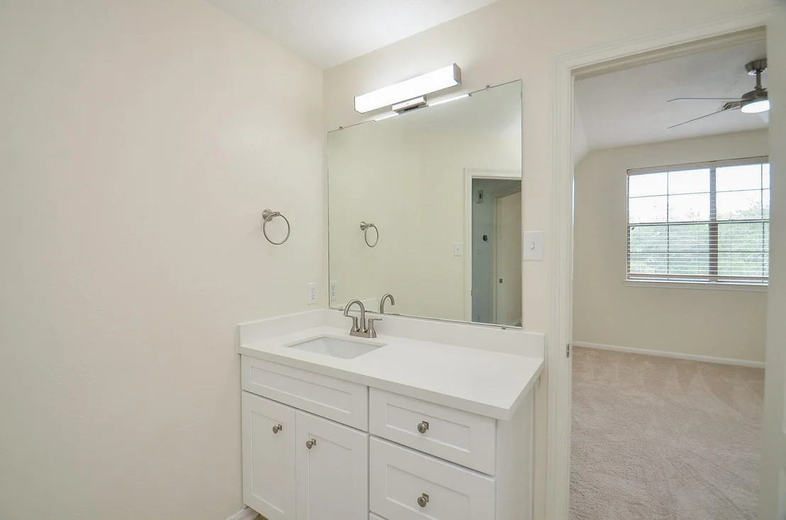 Photo of 2735 Driftwood Drive