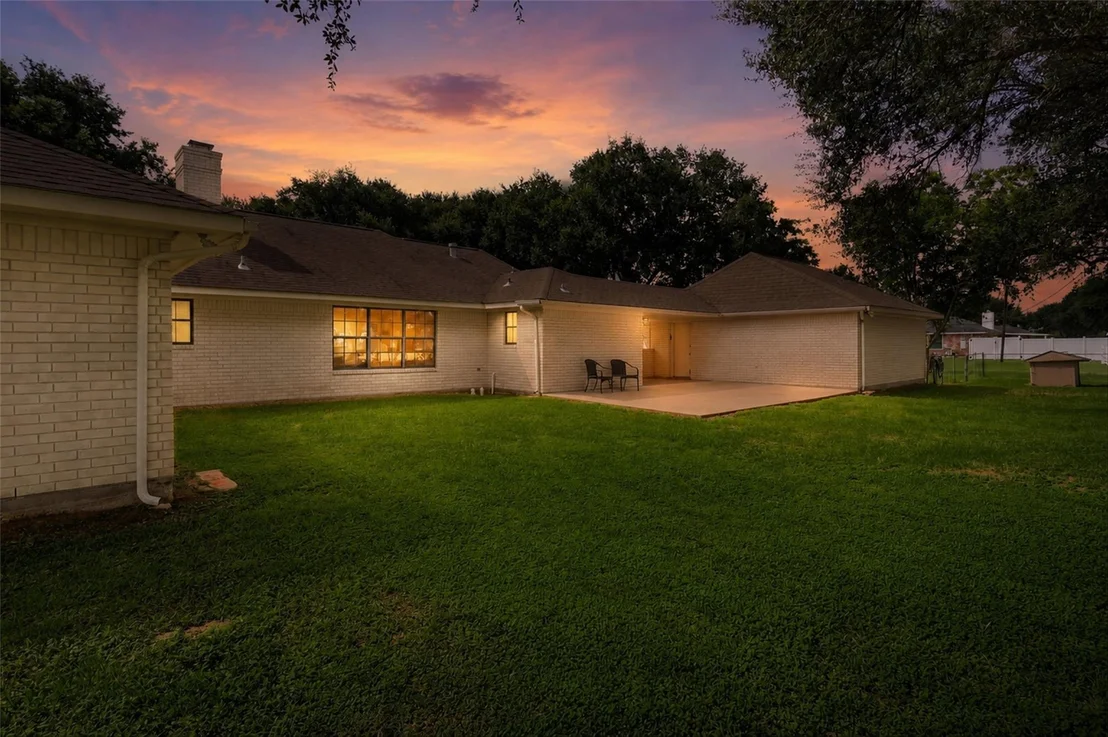 Photo of 8485 Moravian Drive