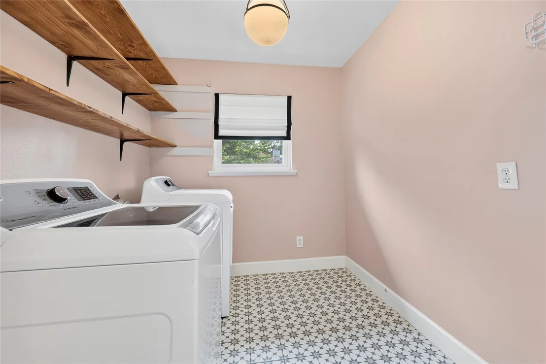 Photo of 5230 Libbey Lane