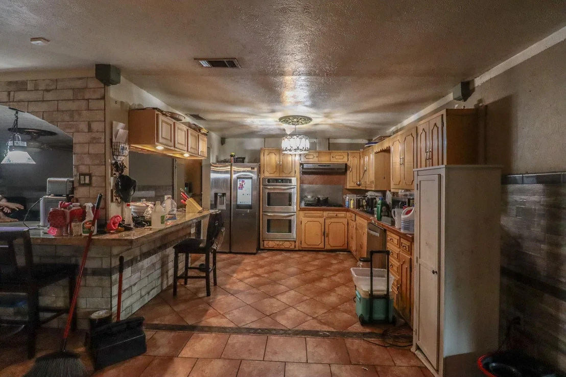 Photo of 4940 Park Street