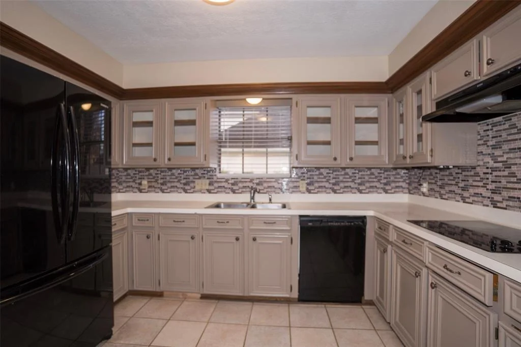 Photo of 16323 Laurelfield Drive