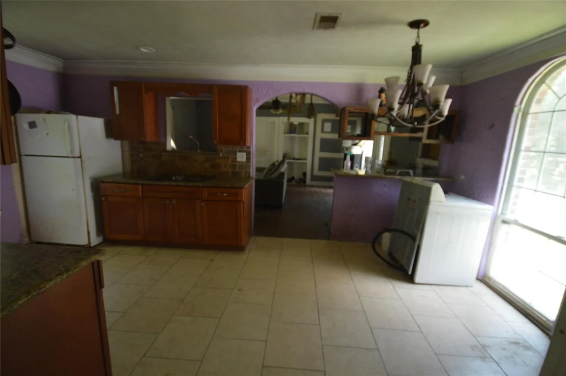 Photo of 25523 Cambridge Boulevard
