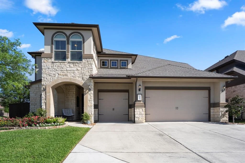 Photo of 7526 Laguna Lake Drive