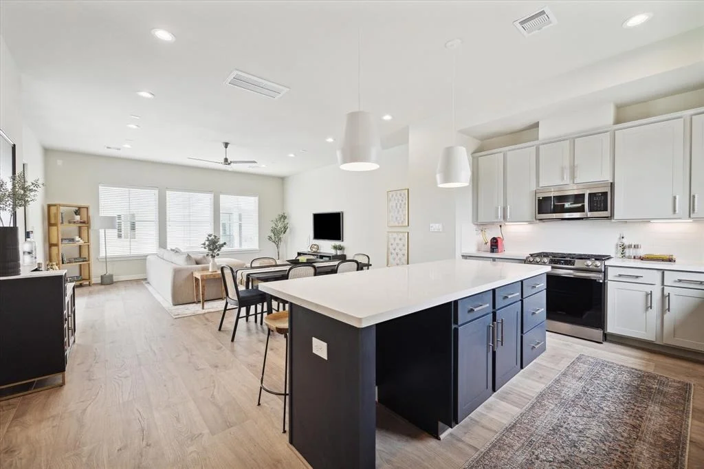 Photo of 10624 Cascade Ledge Lane