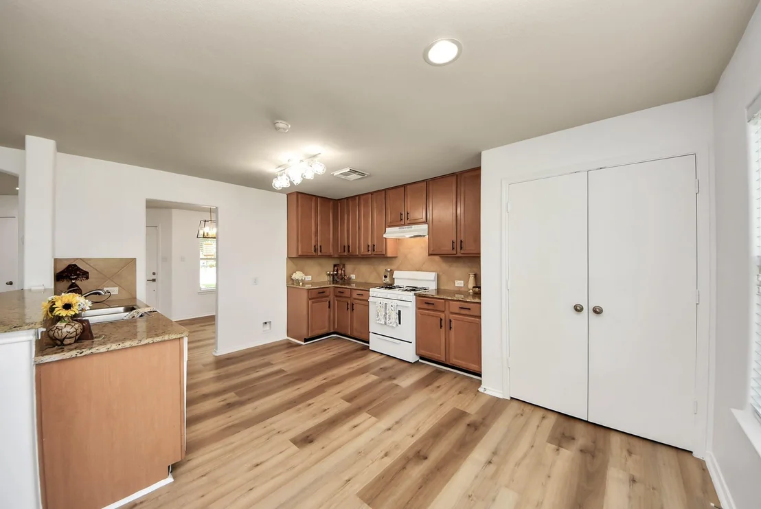 Photo of 1718 Adobe Stone Drive