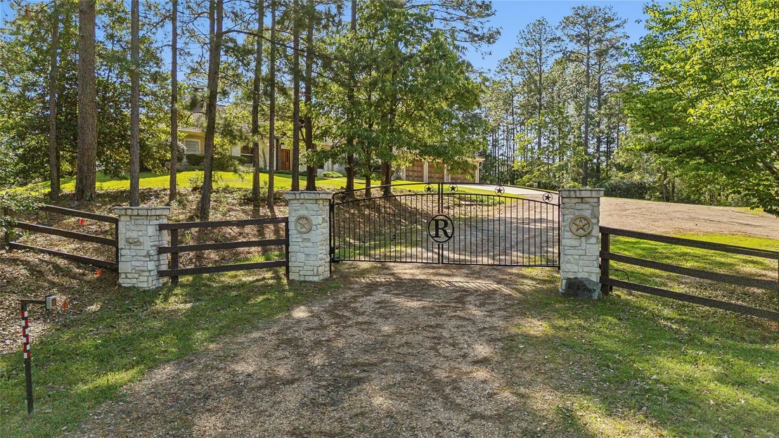 Photo of 225 Mcgregor Drive