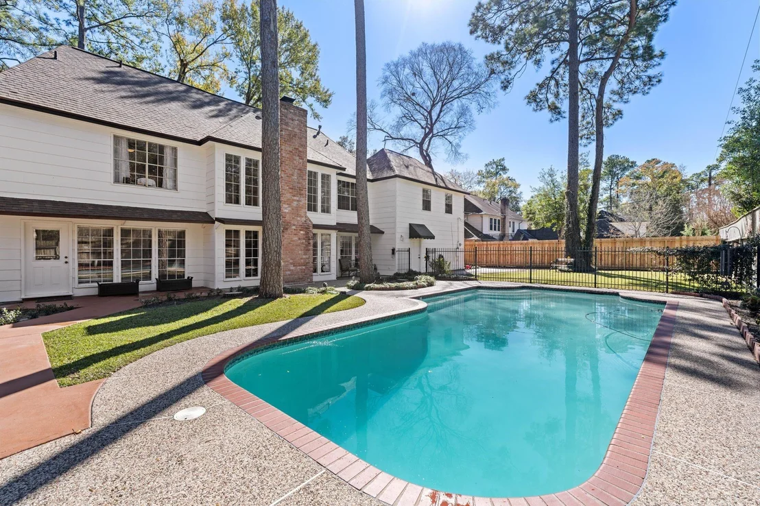 Photo of 16011 Stratton Park Drive