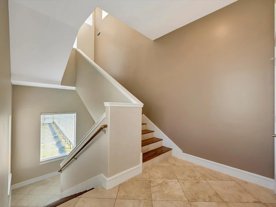 Photo of 606 2nd St