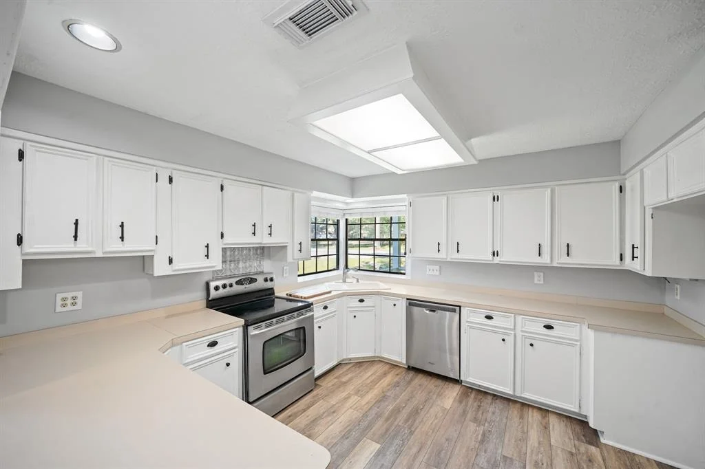 Photo of 13502 Pine Drive