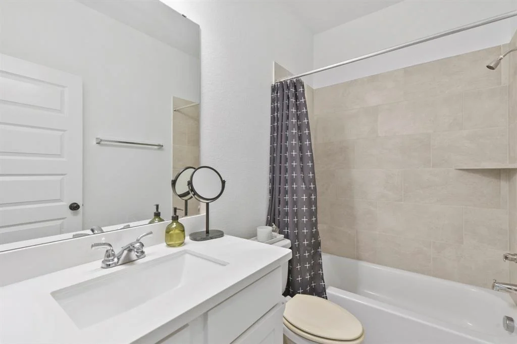 Photo of 23014 Blackstone Park Road