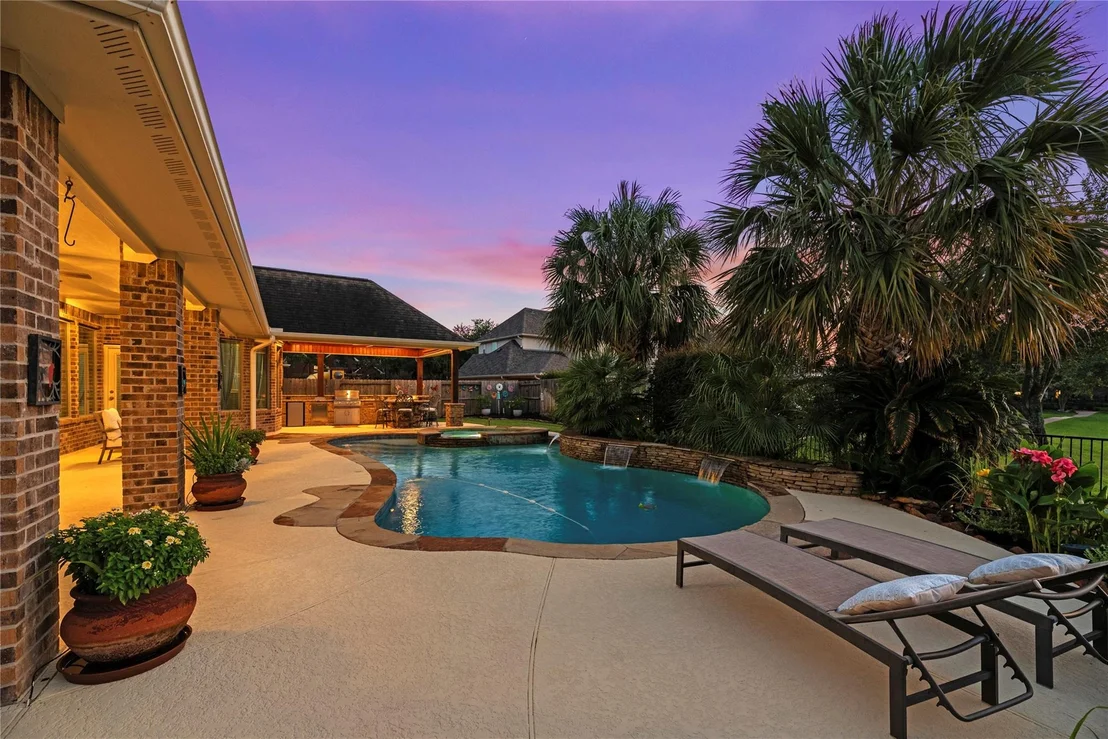 Photo of 8607 Crossriver Lane