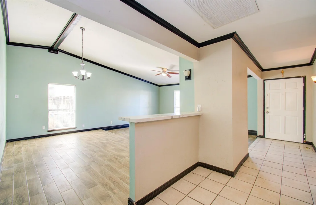 Photo of 8014 Streamside Drive