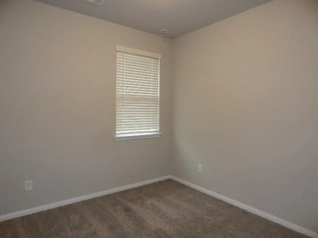Photo of 7103 Silverleaf Oak Street