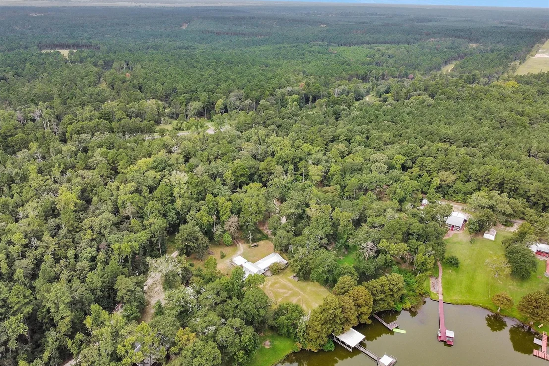 Photo of 328 Dogwood Forest Trail