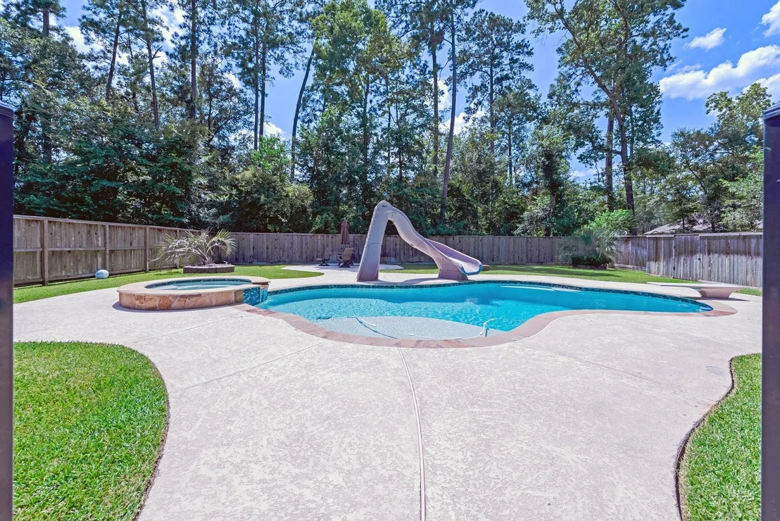 Photo of 2635 Constantine Street
