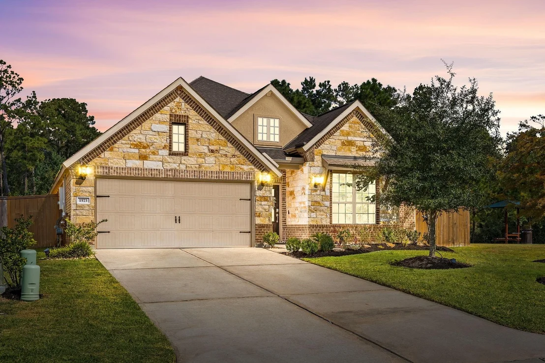 Photo of 1573 Ancient Oak Lane