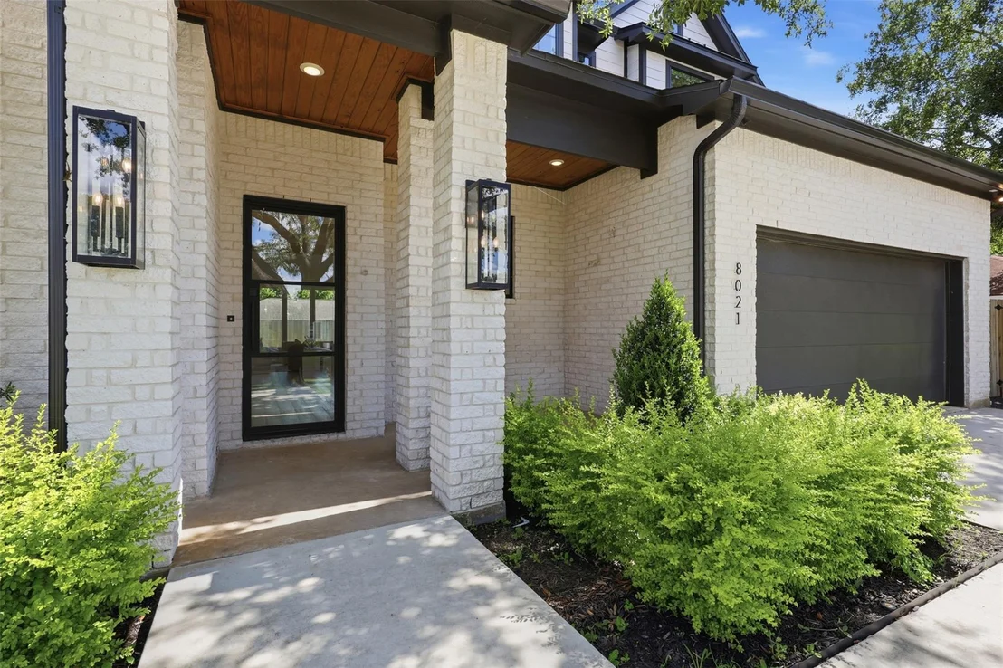 Photo of 8021 Turquoise Lane