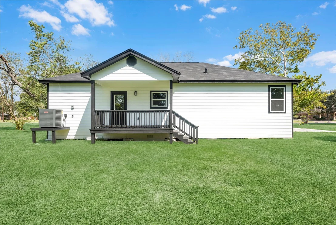 Photo of 1902 Westview Drive