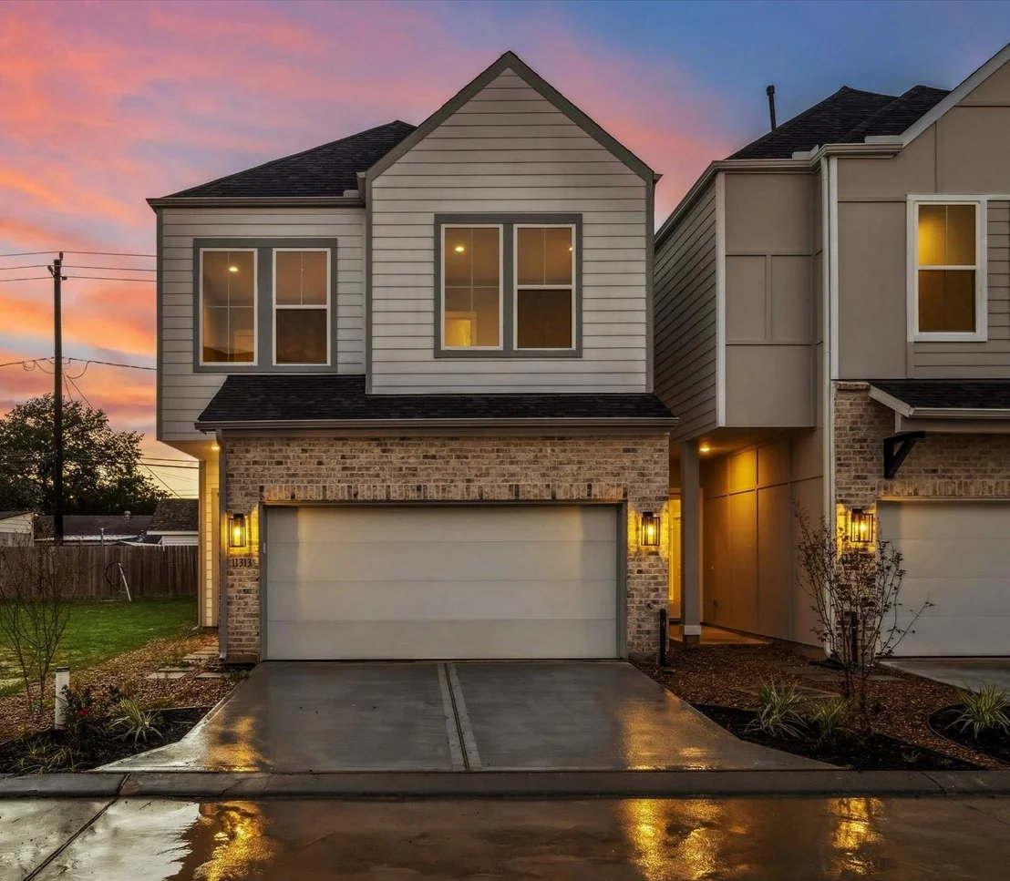 Photo of 411 Stonework Landing Lane