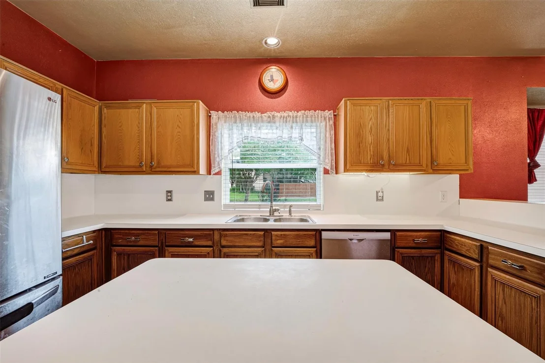 Photo of 7230 Oak Walk Drive