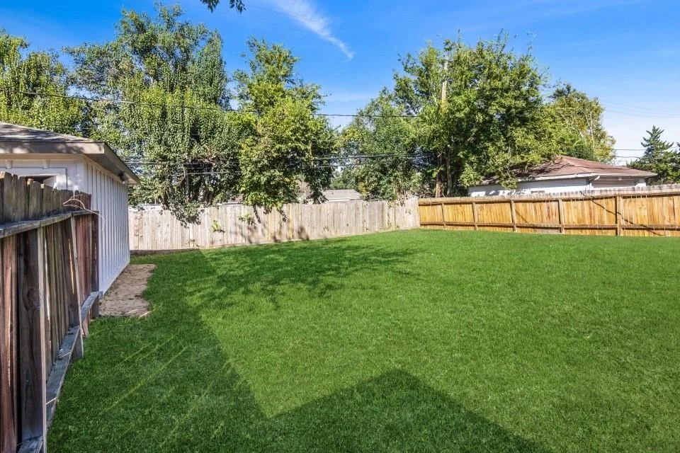 Photo of 5618 Willowbend Boulevard