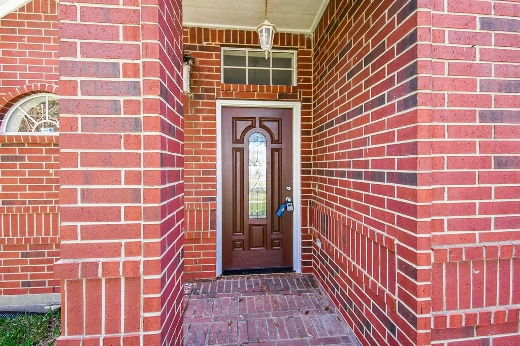 Photo of 21335 Riverside Ridge Lane